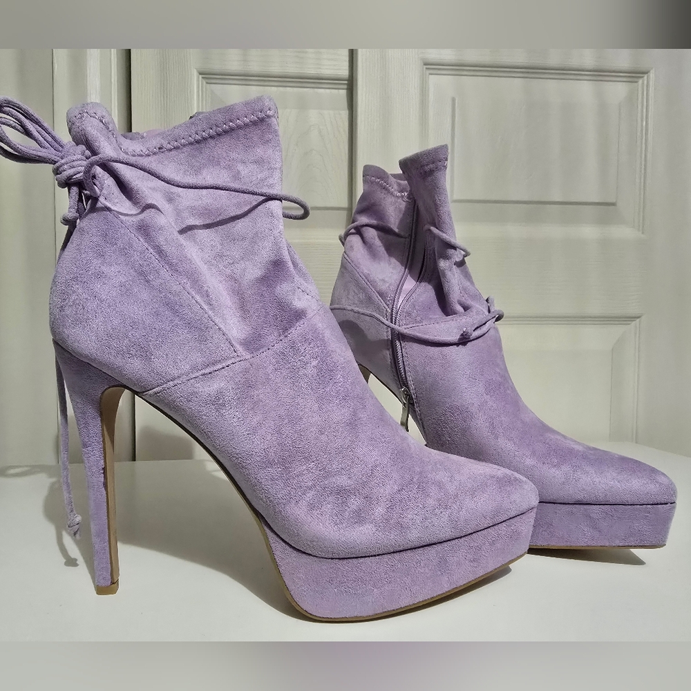 ShoeDazzle Wisteria Lavender Platform Bootie Sz 11 NEW IN BOX!